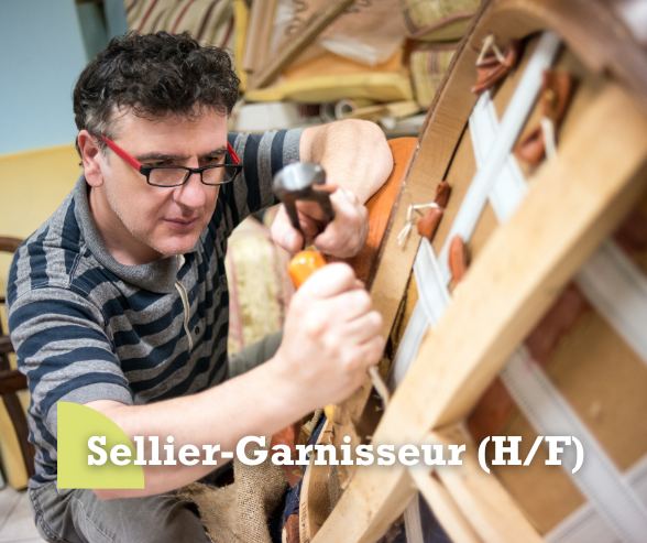 Découvrez la formation de Sellier - Garnisseur unique en Occitanie à l’Afpa de Rodez en Aveyron !